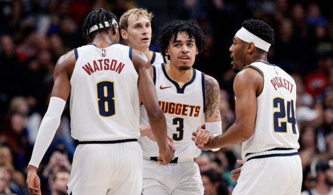 对比之下 对比之下